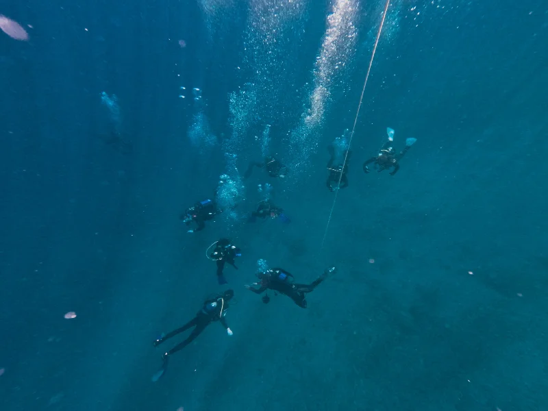 eua-glaros-visitors-group-03