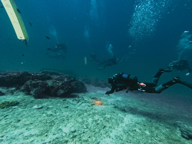 eua-glaros-visitors-group-05